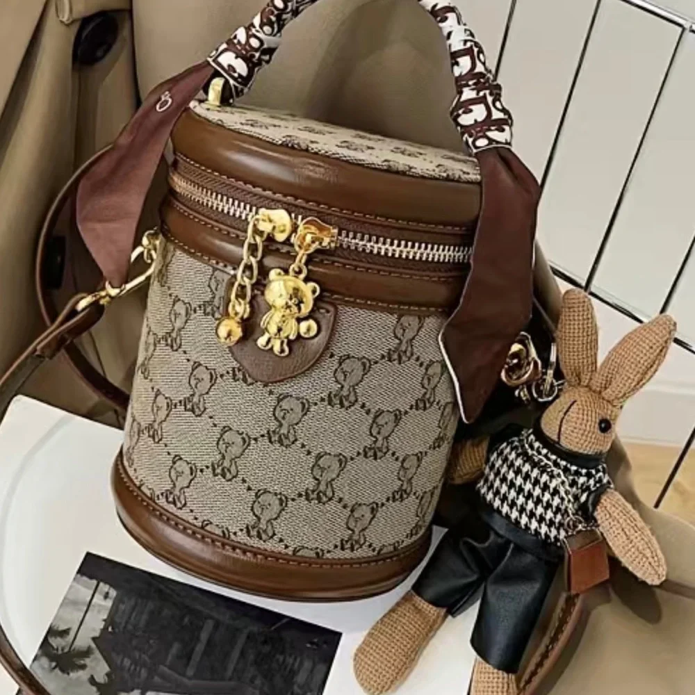 Cocoa Luxe Bear & Bunny Charm Bucket Bag” - Picture 4 of 6